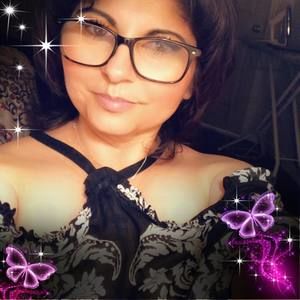 Meet your Posher, Evita